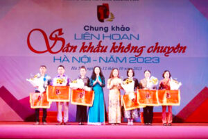 Chung khảo Liên hoan Sân khấu không chuyên Hà Nội – năm 2023: Nơi phát hiện và bồi dưỡng hạt nhân văn nghệ quần chúng tại cơ sở