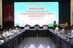  Xây dựng hệ giá trị gia đình Thủ đô và chuẩn mực người Hà Nội thanh lịch, văn minh