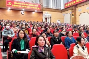 Hơn 400 đại biểu được tập huấn nâng cao nhận thức về bình đẳng giới và phòng ngừa ứng phó về bạo lực trên cơ sở giới