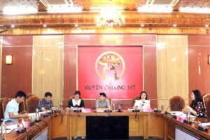 Huyện Chương Mỹ xét công nhận danh hiệu văn hóa năm 2023 đối với 19 tổ dân phố, 177 thôn
