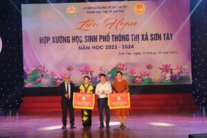 Liên hoan Hợp xướng học sinh phổ thông thị xã Sơn Tây