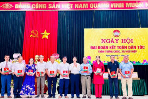 Thôn Tương Chúc đoàn kết xây dựng thôn văn hóa kiểu mẫu