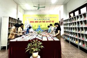 500 tư liệu sách, báo Trưng bày chuyên đề “Vang mãi lời thề quyết tử”
