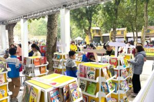 Thư viện Hà Nội đổi mới hoạt động để thu hút bạn đọc