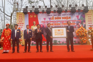 Đón nhận Bằng xếp hạng di tích lịch sử cấp Thành phố và khai hội Đình Đân năm 2024