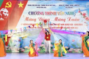 Huyện Ứng Hòa tổ chức chương trình văn nghệ mừng Đảng mừng Xuân Giáp Thìn