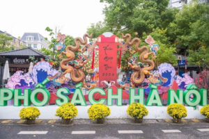 Phố sách Xuân Giáp Thìn mở cửa xuyên Tết