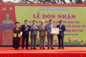 Quốc Oai đón nhận Bằng di sản văn hóa phi vật thể quốc gia hát Dô xã Liệp Tuyết