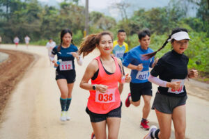 Sôi nổi Giải leo núi huyện Ba Vì mở rộng năm 2024
