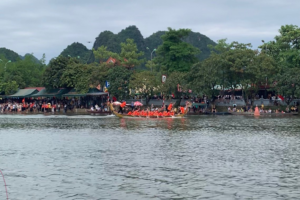 Lễ hội chùa Hương năm 2024: Đổi mới và văn minh