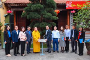 Quận Hai Bà Trưng triển khai mô hình điểm ứng dụng công nghệ thông tin trong tuyên truyền, quảng bá di tích tại chùa Liên Phái