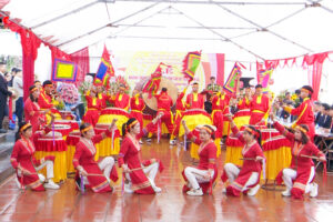 Hoàn thành việc trùng tu, tôn tạo đình Là