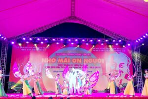Lắng đọng cảm xúc từ Chương trình Biểu diễn nghệ thuật “Nhớ mãi ơn người”