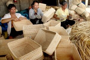 Phấn đấu năm 2024, xét công nhận danh hiệu cho 15 làng nghề