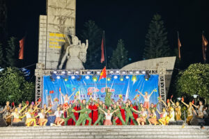 Đặc sắc Liên hoan nghệ thuật quần chúng “Hà Nội – Niềm tin và Hy vọng” huyện Đan Phượng
