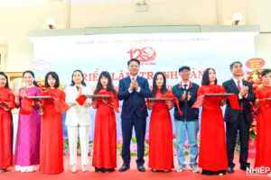 Triển lãm tranh – ảnh chào mừng kỷ niệm 120 năm thành lập Hà Đông