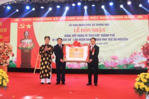 Nhà thờ họ Nguyễn (xã Trung Hòa, huyện Chương Mỹ) được xếp hạng Di tích lịch sử – Lưu niệm danh nhân cấp Thành phố