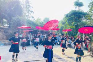 Tuổi trẻ với văn hóa truyền thống