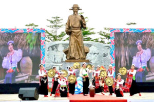 Sôi nổi Liên hoan văn hóa “Phụ nữ dân tộc thiểu số hành động vì bình đẳng giới” năm 2025