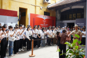 Ban Quản lý Di tích Nhà tù Hỏa Lò đẩy mạnh công tác giáo dục, truyền thông