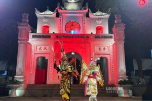 Quận Ba Đình: Tour du lịch đêm “Tiếng chuông Trấn Vũ” Tái hiện huyền thoại ở chốn linh thiêng