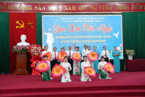 Giao lưu văn nghệ kỷ niệm 135 năm Ngày sinh Chủ tịch Hồ Chí Minh và tổng kết hoạt động Câu lạc bộ văn nghệ Cựu cán bộ Đoàn huyện Thanh Oai