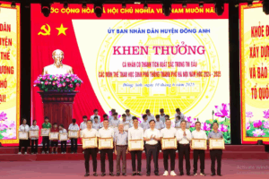 Huyện Đông Anh khen thưởng VĐV xuất sắc