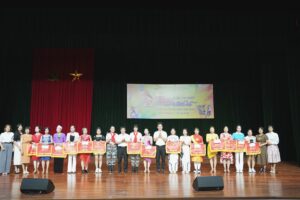 Sôi động cuộc thi nhảy Zumba và Dân vũ thị xã Sơn Tây mở rộng