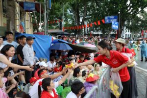 Hành động đẹp trong ngày hội non sông