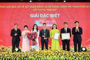 Trao giải báo chí về xây dựng Đảng và hệ thống chính trị Thành phố lần thứ VIII-năm 2025
