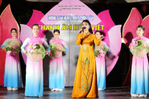 Đưa cải lương đến gần công chúng từ không gian cộng đồng
