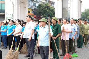 Xã Hoài Đức đồng loạt ra quân hưởng ứng phong trào “Toàn dân chung tay bảo vệ môi trường, vì Thủ đô xanh – sạch – đẹp”