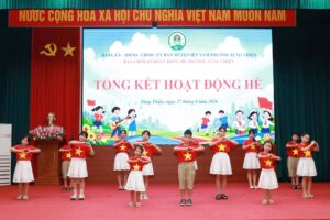 Phường Tùng Thiện hơn 8.500 lượt thanh thiếu nhi tham gia sinh hoạt hè