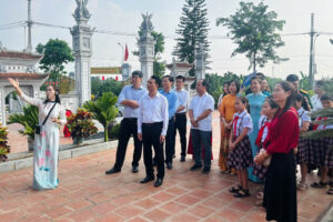 Thẩm định công nhận điểm du lịch đình Vân Cốc, xã Phúc Lộc