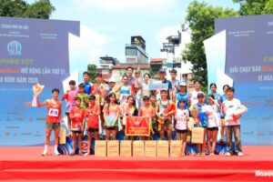 Đông Anh giành Nhất toàn đoàn khối xã, phường tại Giải chạy báo Hà Nội mới mở rộng lần thứ 51 – vì hòa bình năm 2026