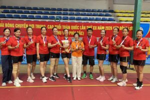 Sở Văn hóa, Thể thao và Du lịch Hà Nội giành 2 Huy chương Vàng Giải Bóng chuyền hơi trung cao tuổi toàn quốc